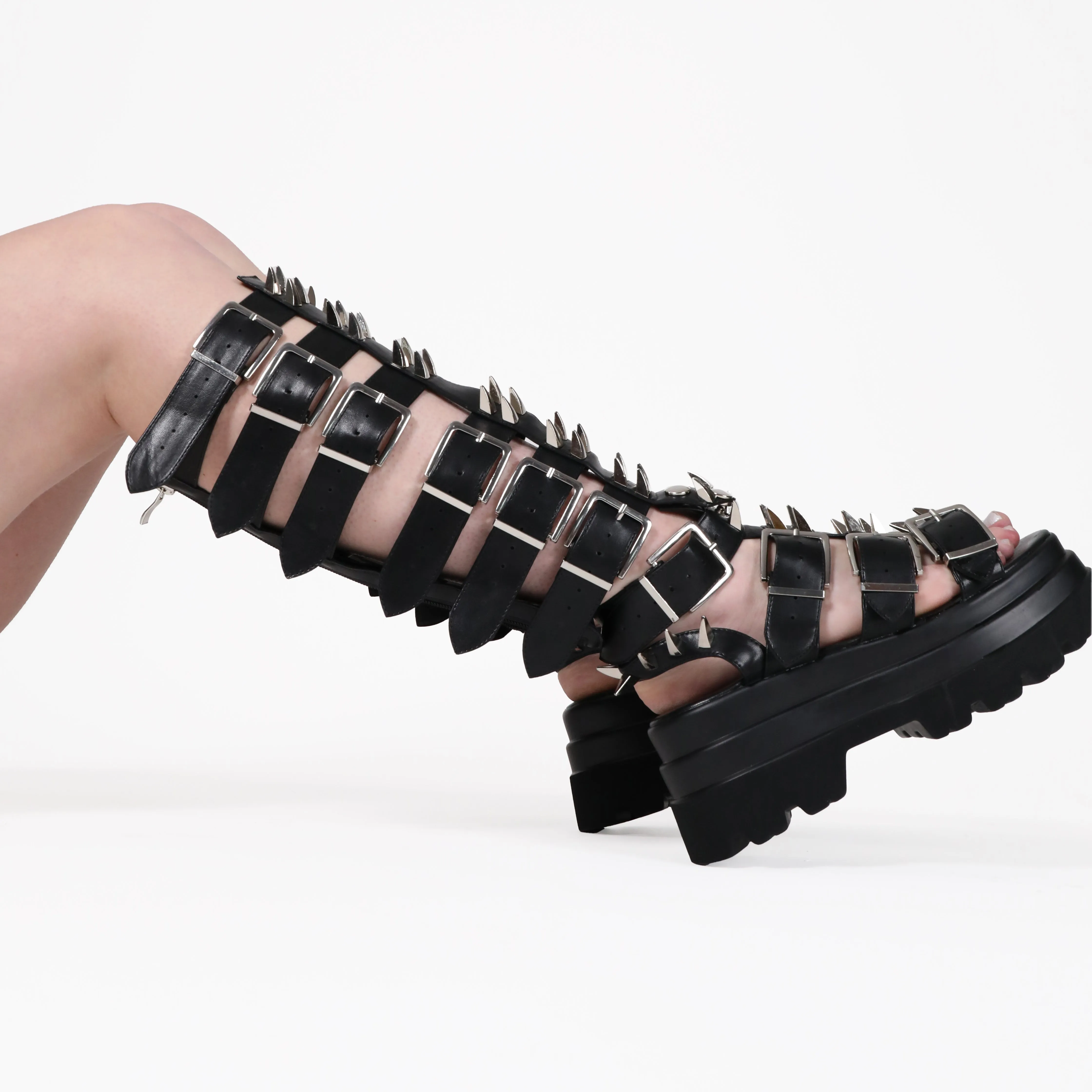 The Mage Resistor Spiked Black Sandals - Black